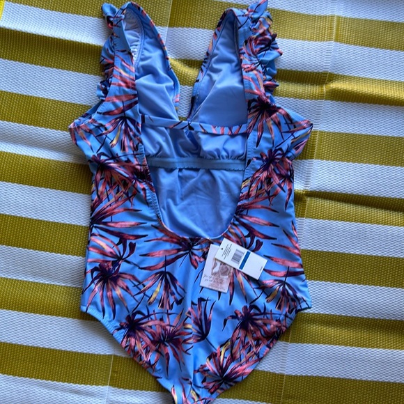 Jessica Simpson Women's One Piece Swimsuit Bathing Suit - Picture 4 of 8